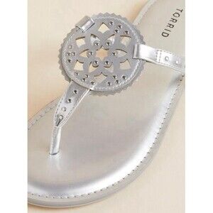 TORRID Medallion T-Strap Sandals Flat Silver Size 10WW Excellent Condition